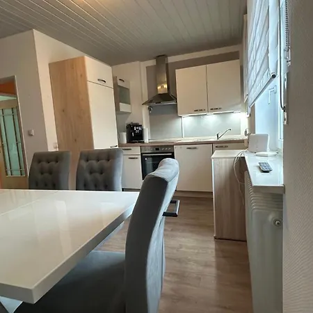 Oase1 Mit Parkplatz, Automatische Kaffeemaschine Und Kueche 温特梅廷根